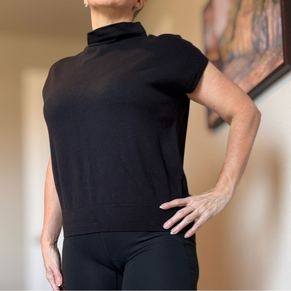 Ann Taylor Factory Sweaters - Ann Taylor Factory Black Mock neck Sweater